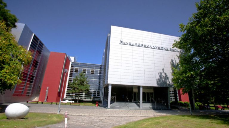 VŠ jsou připraveny na on-line výuku