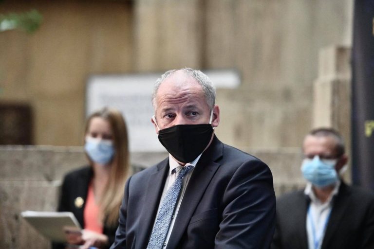 Prymula zřejmě navrhne vyhlášení nouzového stavu