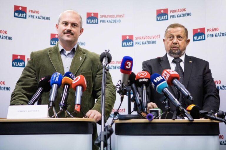 Soud uznal Kotlebu vinným z extremistického deliktu, verdikt není pravomocný. Politik má obžalobu za vykonstruovanou