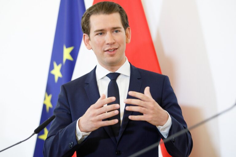 Rakousko chystá hromadné testování na koronavirus, uvedl Kurz