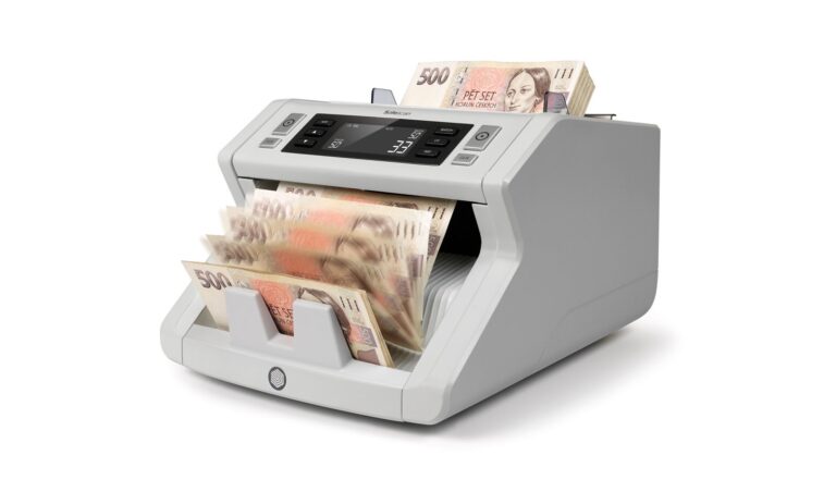 Průzkum: Češi se ve vztahu k úvěrům chovají stále zodpovědněji