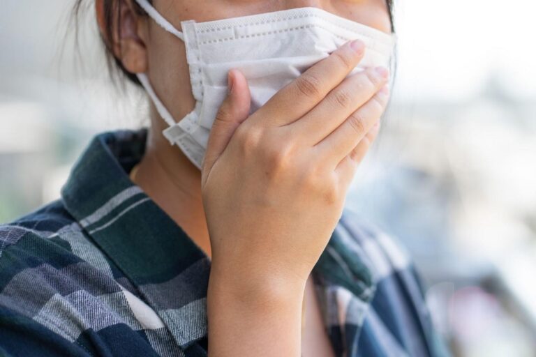 Rezort zdravotnictví bude vyvracet dezinformace o pandemii