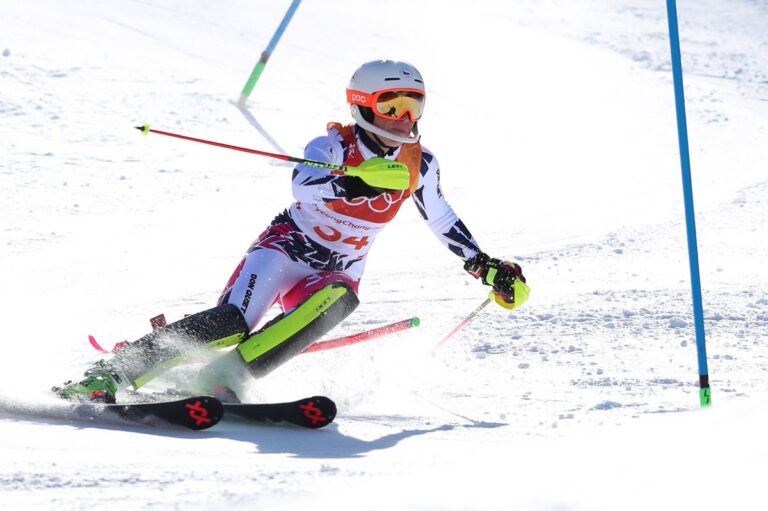 Dubovská byla dvanáctá ve slalomu v Levi, vyhrála Vlhová