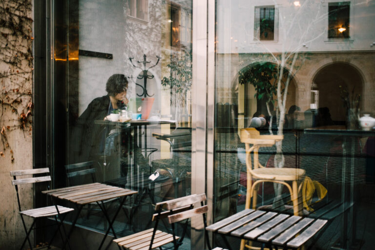 Nová pravidla: Restaurace budou omezené i za nejmírnějších opatření