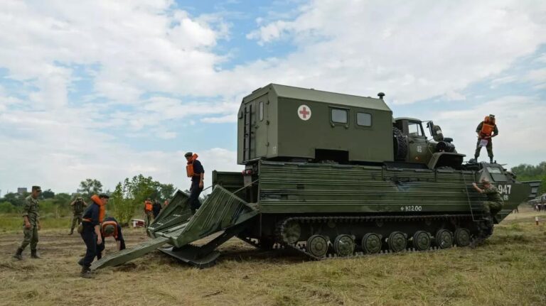 Voják na letišti ve Voroněži zabil tři lidi a jednoho zranil