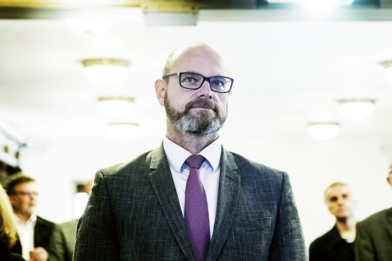 Plaga: Výuka na dálku nemá být jen on-line, ani jen jednou týdně