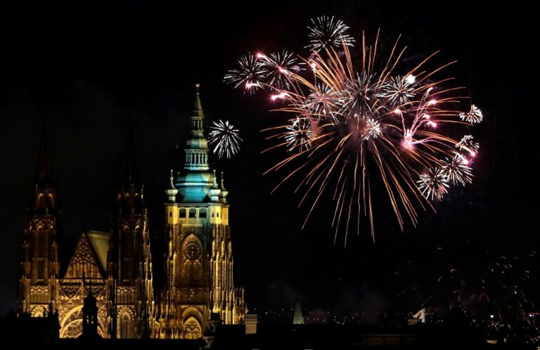 Praha omezí používání pyrotechniky, zákaz bude kolem řeky nebo ZOO