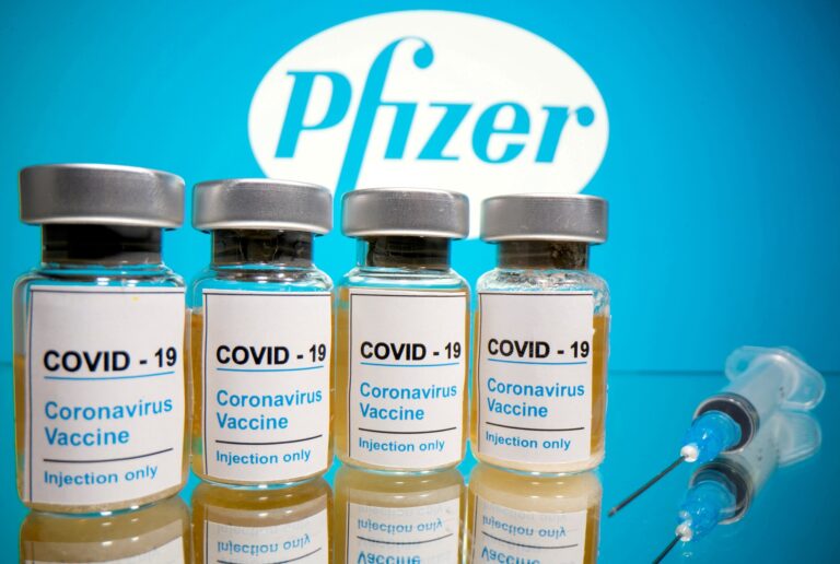 Vakcína Pfizer/BioNTech by brzy mohla být i pro děti starší 12 let. Testuje se také očkování kojenců