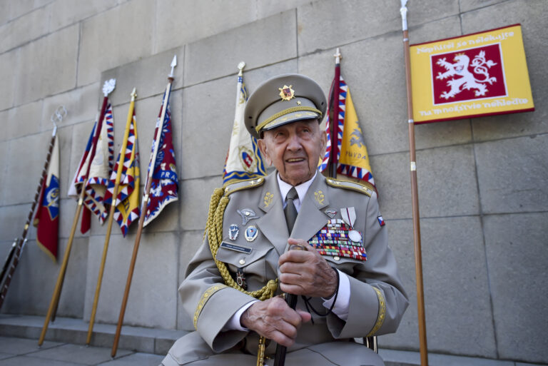 Zemřel generál Václav Kuchynka, hrdina z východní fronty