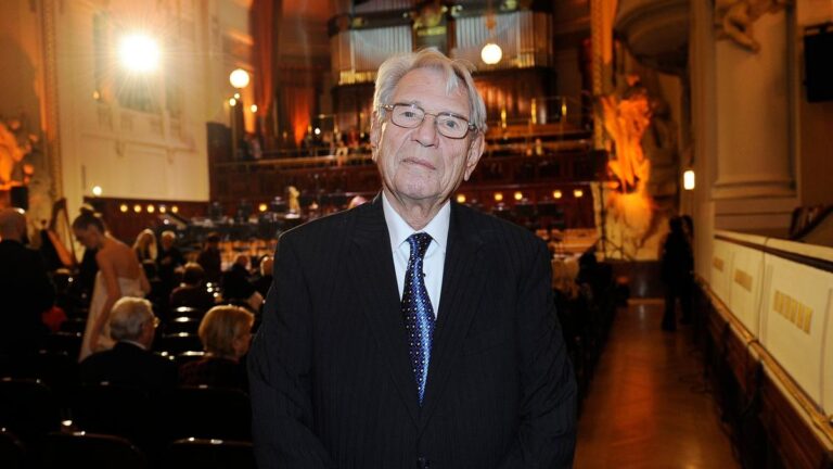 V Praze se dnes uskuteční poslední rozloučení s Vadimem Petrovem