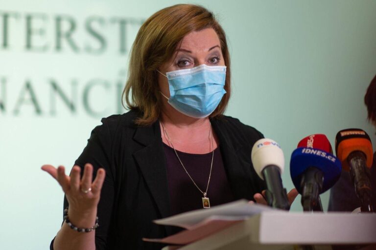 Schillerová: Stát dal na podporu ekonomiky přes 241 miliard