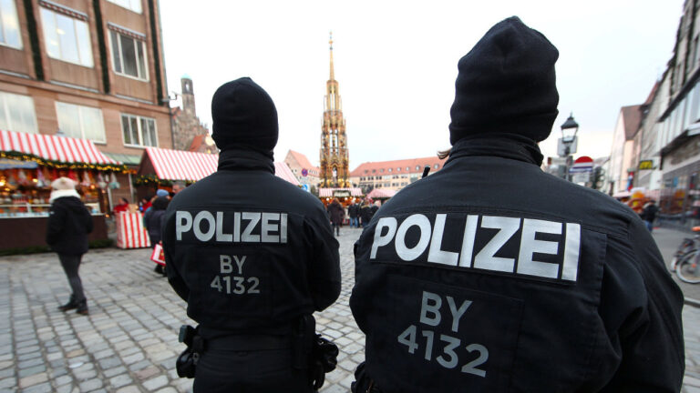 MZV: Německá policie v Sasku pokutuje Čechy zkracující si cestu