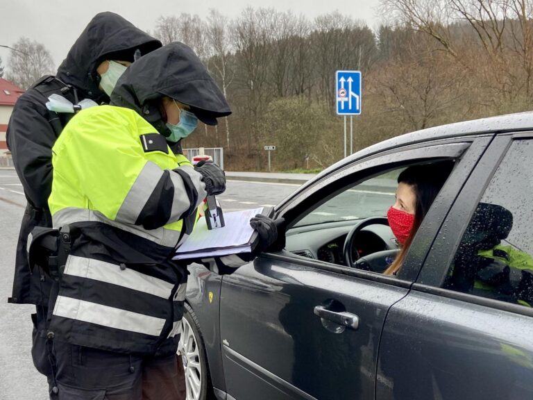Omezení při cestování na Slovensko se nebude týkat ani dopravců