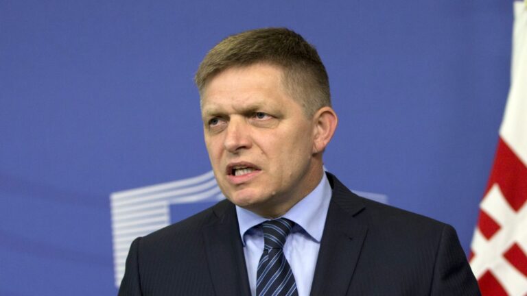 Čaputová slouží cizím zájmům, jsme v otevřeném konfliktu, reagoval Fico na slovenskou prezidentku