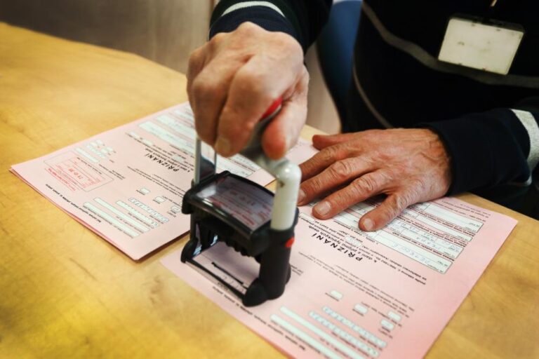 Ministerstvo vnitra zapíše daňový balíček do sbírky zákonů 31. prosince. Platit tak bude od Nového roku