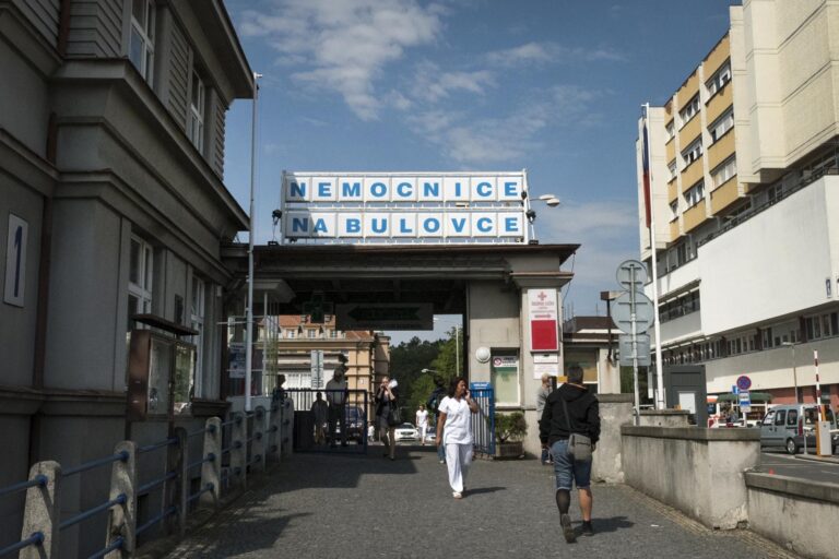Pražské nemocnice Bulovka a Thomayerova jsou po letech znovu fakultní