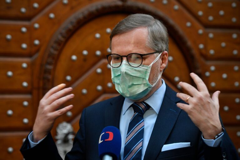 Hygienici: ČR se blíží prahu epidemie