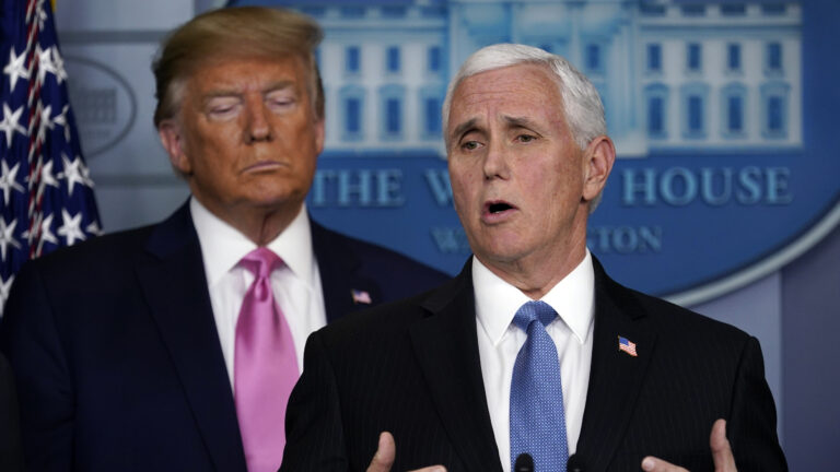 Pence odmítl použít proti Trumpovi 25. dodatek
