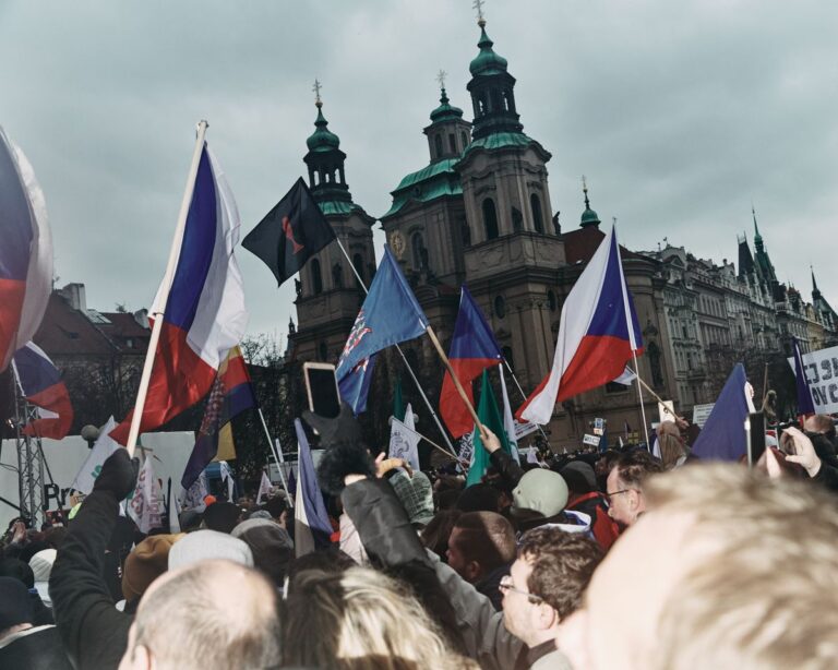 Odvolaná liberecká ombudsmanka se hájí na sociálních sítích