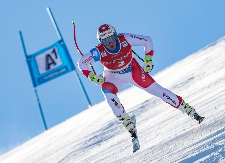 Švýcar Feuz ovládl i druhý sjezd v Kitzbühelu