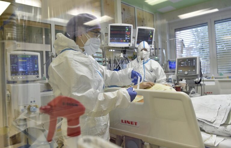 Rusko hlásí nové maximum. Za den tam zemřelo 669 lidí s covidem, nejvíc od začátku pandemie