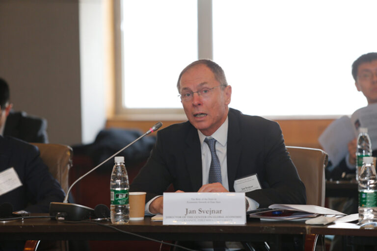 Členové NERV píšou Babišovi kvůli pandemii, žádají změnu rétoriky