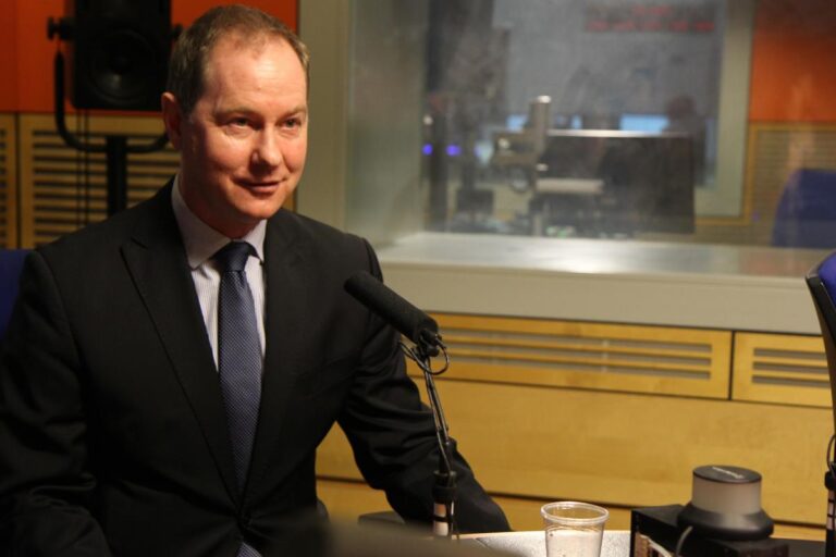 Gazdík po schůzce s Plagou nevyloučil podporu 14 dní stavu nouze