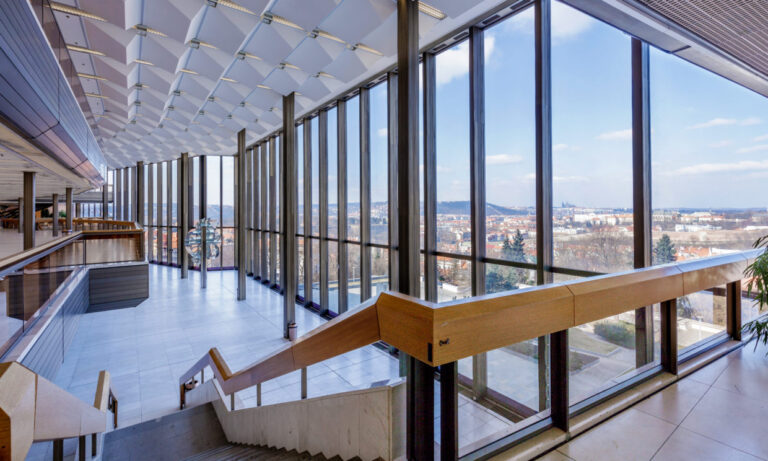 Praha příští týden zahájí provoz svého velkého očkovacího centra