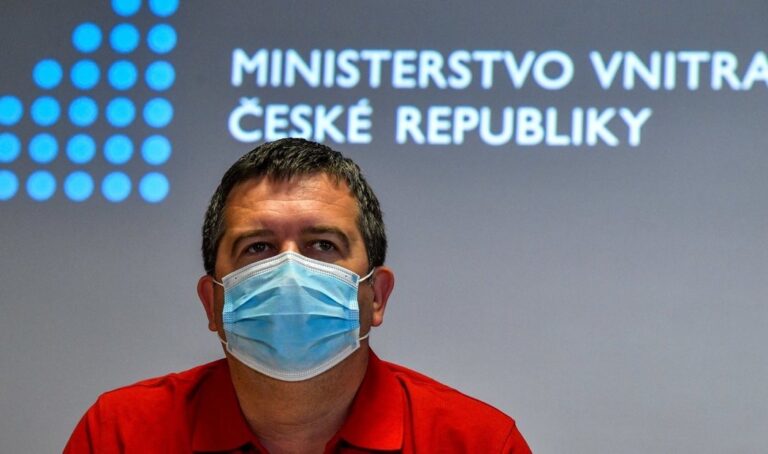 Ústřední krizový štáb bude hodnotit stav epidemie před Velikonocemi