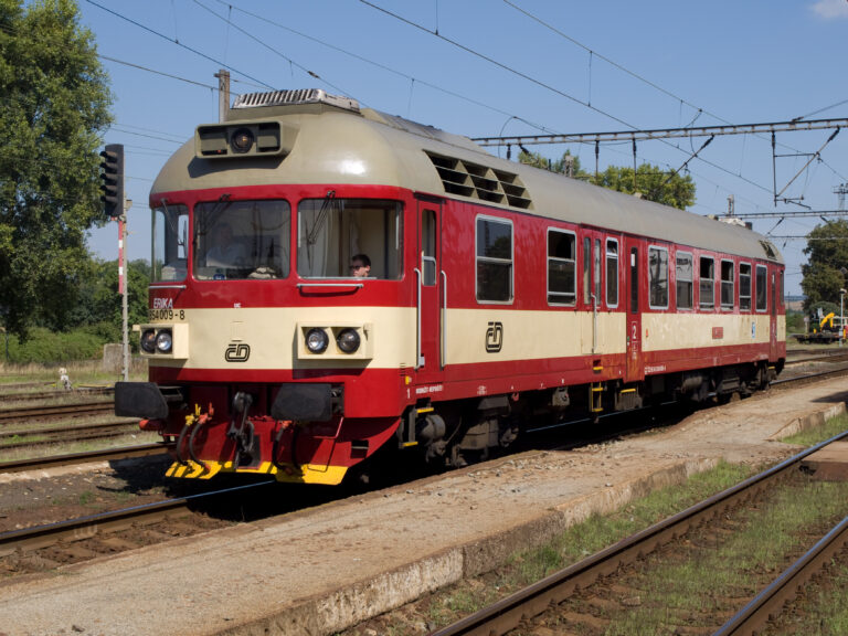 LN: Havlíček chystá pro vlakové dopravce za ztráty až 1,5 mld Kč