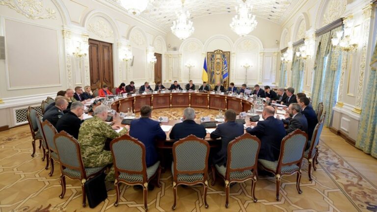 Ukrajina jako příklad pro Českou republiku v boji proti Rusku a jeho vlivu