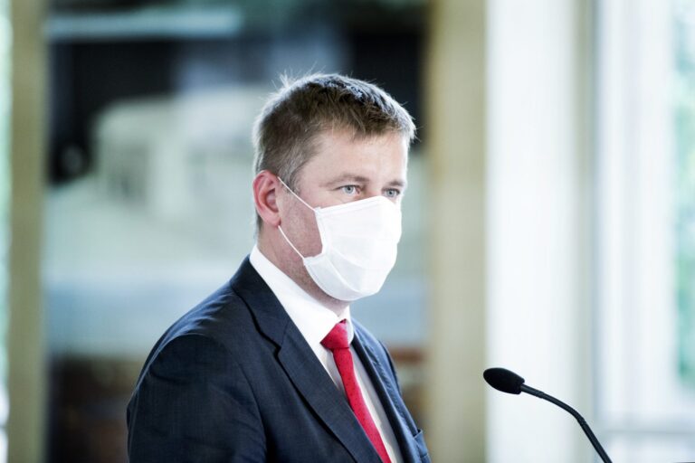 Karlovarská ČSSD nominovala Petříčka do čela strany. Lídrem krajské kandidátky bude Tomáš Svoboda