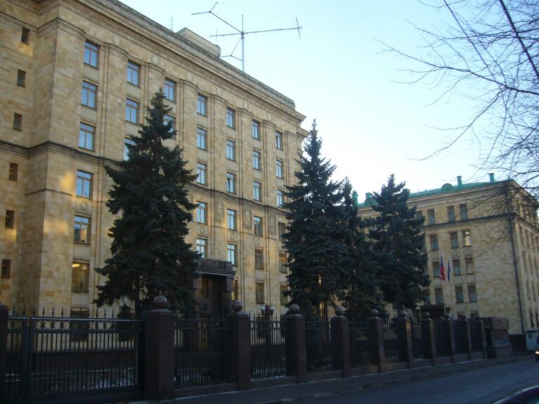 Rusko vyhostí dvacet zaměstnanců české ambasády. Zemi musí opustit do pondělí