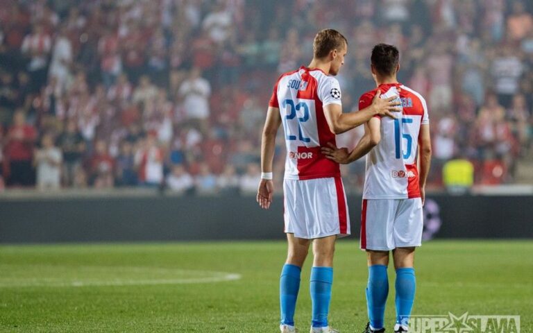 Fotbalová Slavia v neděli v případě zisku titulu neplánuje žádné oslavy