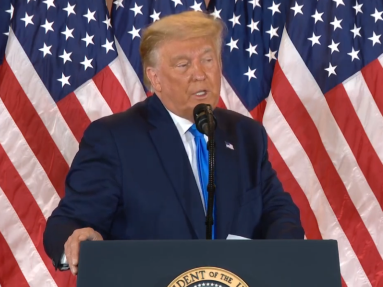 Trump je obviněný v souvislosti se snahou zvrátit výsledky voleb