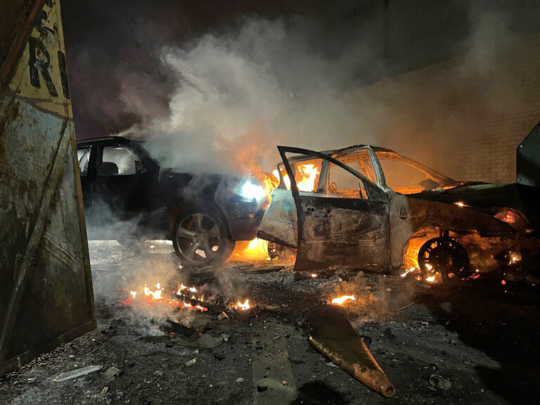 Co rozpoutalo násilí? A může vyústit v referendum? Otázky a odpovědi k nepokojům v Severním Irsku