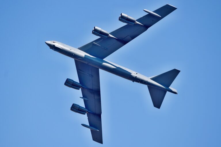 Rusko obvinilo USA z porušování dohody o strategických zbraních