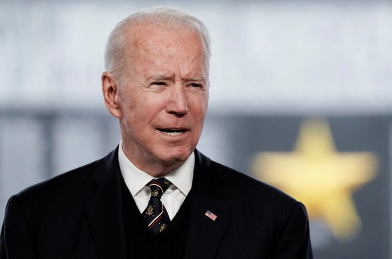 Biden slíbil, že bude s Putinem řešit lidská práva. ‚Nebudeme přihlížet jejich porušování,‘ řekl