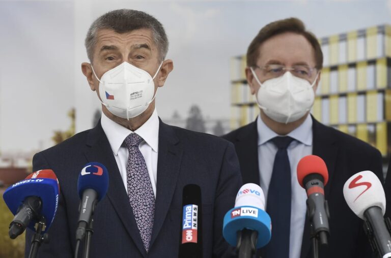 Babiš ráno hovořil s Arenbergerem, musí podle něj vše do detailu vysvětlit