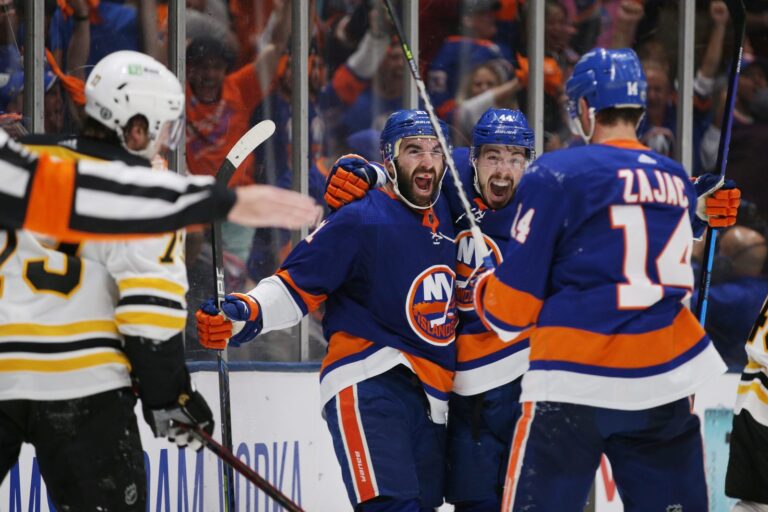 Islanders vyřadili Boston, Krejčí je druhý nejlepší český nahrávač v historii