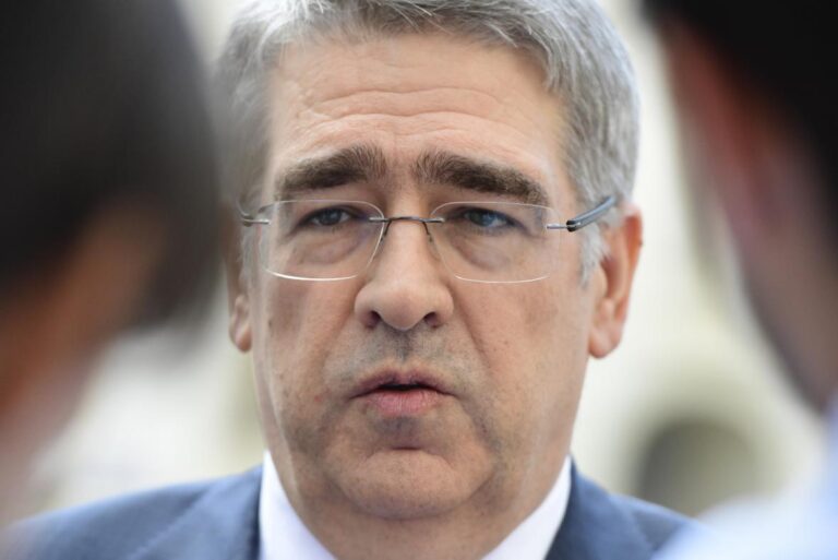 Ruský velvyslanec obdržel nótu požadující náhradu škod po výbuchu ve Vrběticích