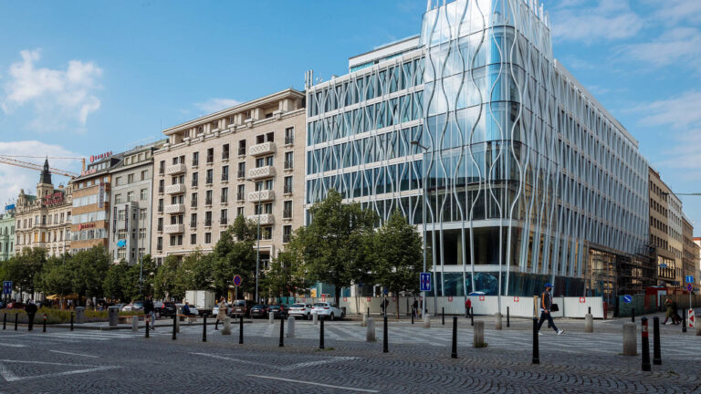 Fenomén Primark. Co se to na tom Václaváku děje?