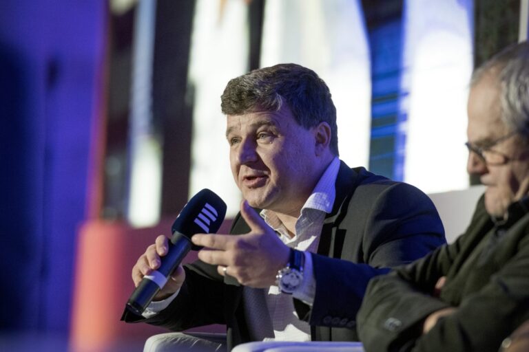 Volby ukážou, jak cynický je český volič, říká sociolog Přibáň. V unii teď podle něj ‚hrajeme třetí housle‘