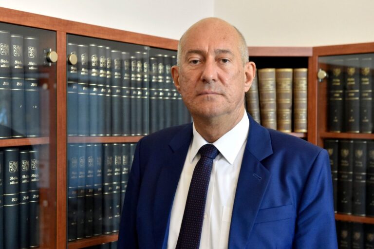 Vláda jmenování Stříže nejvyšším státním zástupcem neprojednávala