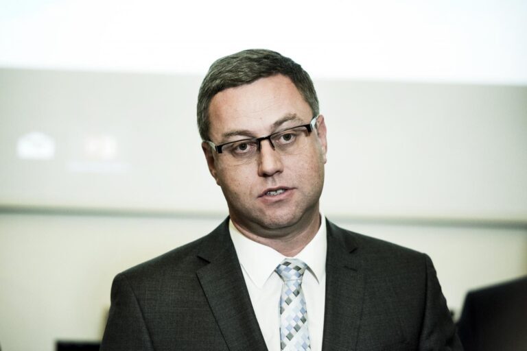 Spojení protimafiánského a protikorupčního útvaru nebylo správné, soudí po letech vrchní žalobce Zeman