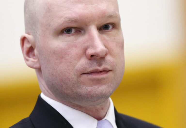 Před deseti lety Norsko postihla tragédie. Breivik si oblékl policejní uniformu a vzal život 77 lidem