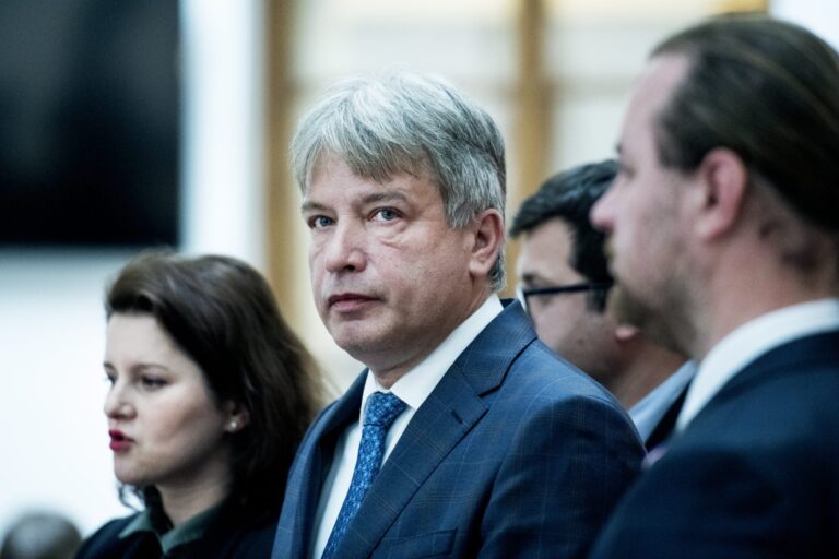 Kandidátku ČSSD na jihu Moravy opustilo 14 lidí. Nesouhlasili se zásahem vedení, skončil i předseda