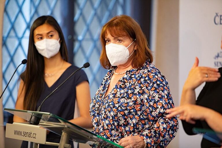 Nezdá se nám, že ten návrh je v pořádku, řekla senátorka ke zvyšování důchodů