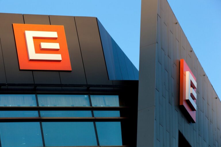 Akcie ČEZ se dostaly na nejvyšší cenu téměř za 15 let