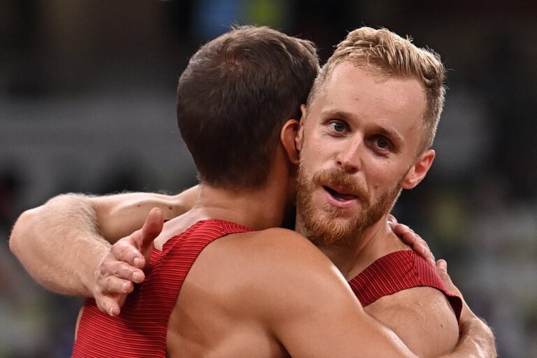 Čeští oštěpaři mají dvě medaile, Vadlejch stříbro a Veselý bronz